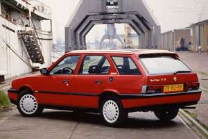 Alfa Romeo 33 Sport Wagon (907B) 1.4 i.e. 4x4 90 HP