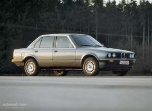 BMW 3er (E30) 323i (150Hp)