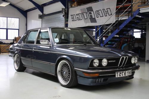 BMW 5er (E12) 520i (125Hp)