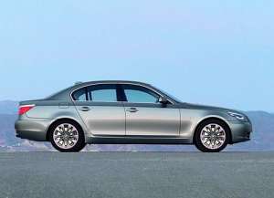 BMW 5er (E60) 540i 306HP