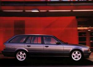 BMW 5er Touring (E34) 530 i V8 218 HP