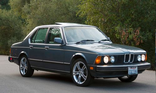 BMW 7er (E23) 735i (192Hp)