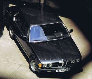 BMW 7er (E23) 735i (218Hp)