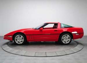 Chevrolet Corvette Coupe IV 5.7 i V8 ZR1 411 HP