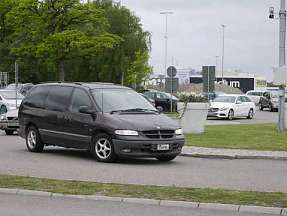 Chrysler Voyager II (GS) 3.3 V6 158 HP