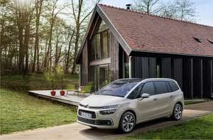 Citroen C4 Picasso II Grand 1.6d MT (114 HP)