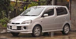 Daihatsu YRV 1.3 i 16V 90 HP 4WD