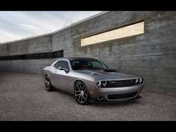 Dodge Challenger III 6.1i V8 (425Hp)