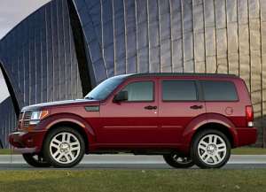 Dodge Nitro 4.0 i V6 24V 4WD 258 HP