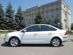 Ford Focus II Sedan 1.6 Duratec Ti VCR 16V 115 HP