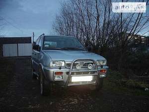 Ford Maverick (UDS,UNS) 2.7 TD GL 5 dr 125 HP