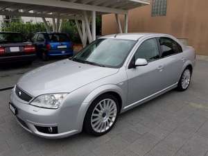 Ford Mondeo III Hatchback 3.0i V6 (226Hp) ST220