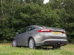 Ford Mondeo V Liftback ECOnetic 2.0d MT (150 HP)