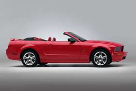 Ford Mustang Convertible V 4.0 i V6 12V 212 HP