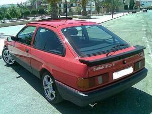 Ford Sierra Hatchback I 2.0 90 HP