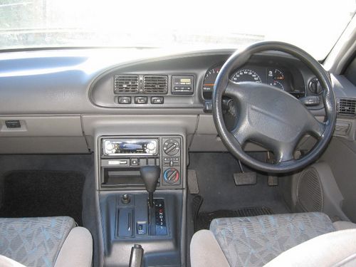 Holden Commodore 3.8 i V6 SS 177 HP