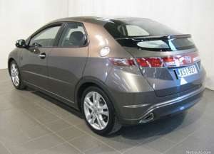 Honda Civic 5D VIII 1.4 i 83 HP