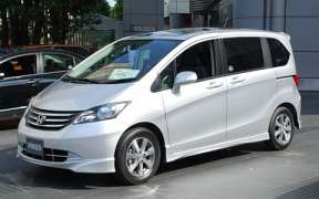 Honda Freed 1.5i (118Hp) AT 4WD