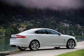 Jaguar XF 2,7D 207HP