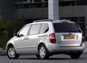 Kia Carnival (UP) 2.5 i V6 150 HP