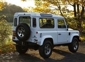 Land Rover Defender 90 2.5 TD5 122 HP