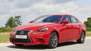 Lexus IS III 200t 2.0 AT (245 HP)