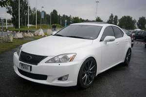 Lexus IS III 250 2.5 AT (208 HP) 4WD