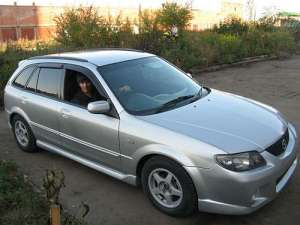 Mazda Familia Hatchback 1.5 i 97 HP