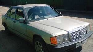 Mercedes-Benz 190 (W201) 2.0 i 122 HP