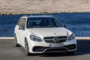 Mercedes-Benz E-klasse IV (W212, S212, C207) Sedan Facelift 63 AMG 5.5 AT (557 HP) 4WD