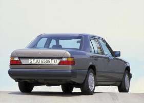 Mercedes-Benz E-klasse (W124) E 60 AMG 124.036 381 HP