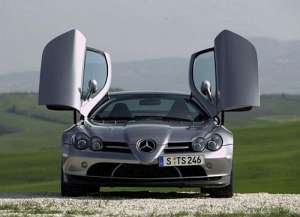 Mercedes-Benz SLR McLaren (C199) Coupe 5.4 i V8 24V Turbo 626 HP