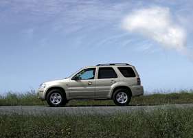 Mercury Mariner 2.3 i 16V AWD 155 HP