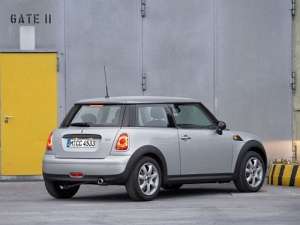 Mini Hatch I Cooper 1.6 MT (116 HP)