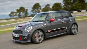 Mini Hatch II John Cooper Works 1.6 MT (211 HP)