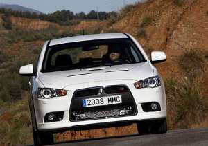 Mitsubishi Lancer X 2.0 Ralliart 241 HP