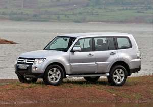 Mitsubishi Montero IV 3.2d MT (165 HP) 4WD