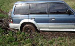 Mitsubishi Pajero II (V2_W,V4_W) 2.5 TD GL 99 HP