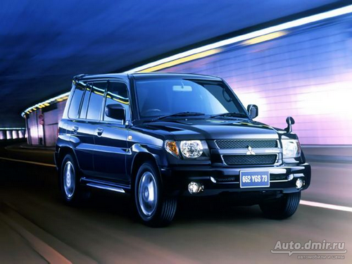 Mitsubishi Pajero IO 2.0i 136HP