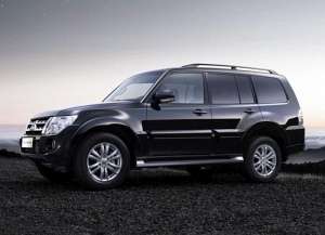 Mitsubishi Pajero IV 3.8 i V6 24V MIVEC 250 5 doors