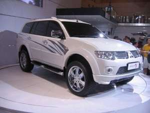 Mitsubishi Pajero IV Facelift 2 2.5d AT (136 HP) 4WD