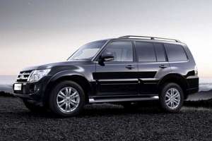 Mitsubishi Pajero IV Facelift 2 2.5d AT (178 HP)