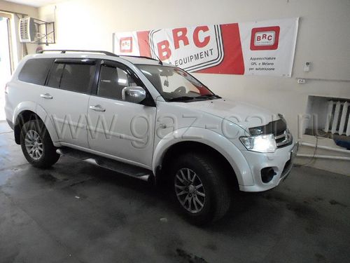 Mitsubishi Pajero Sport II 3.0 AT (220 HP) 4WD