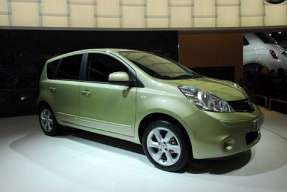 Nissan Note I Facelift 1.6 AT (110 HP)