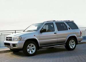 Nissan Pathfinder II 3.3 V6 4WD 170 HP