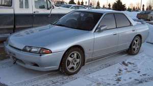 Nissan Skyline (R32) 2.0 i R6 125 HP