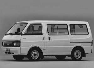 Nissan Vanette 2.4 i 105 HP