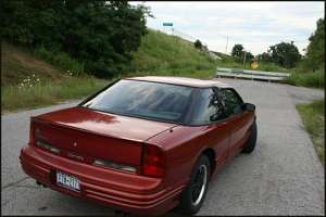 Oldsmobile Cutlass Supreme Coupe 2.3 16 162 HP