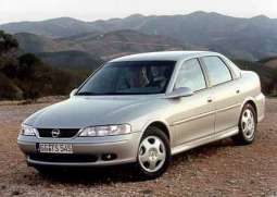 Opel Vectra B CC 1.7 TD 82 HP