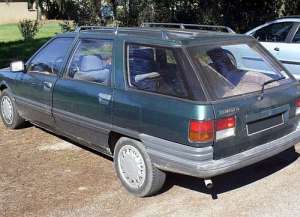 Renault 21 Kombi (K48) 2.0 i 120 HP